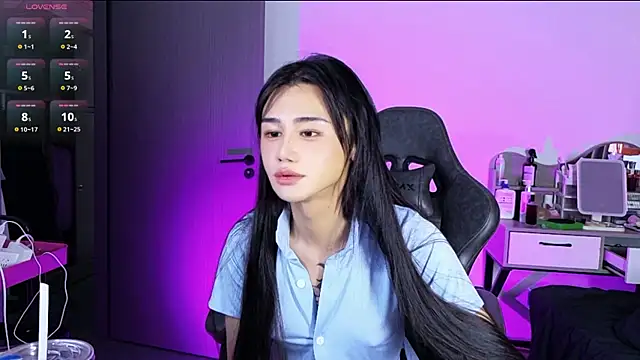 Rainbow-sweet online show from May 2026 01:16:02 PM