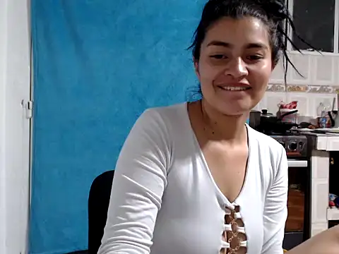 AlanaHotxx online show from September 2025 07:01:02 AM