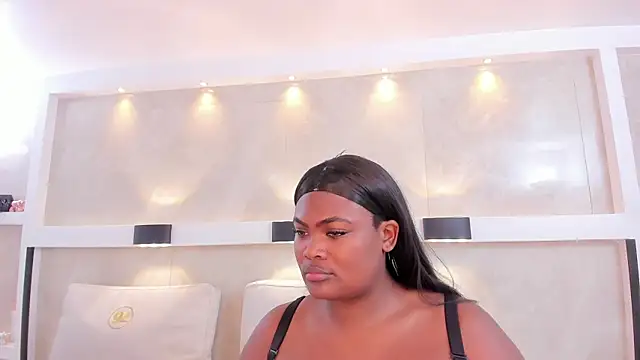 Snapshot of ankara_brownn chatting on December 2025 06:14:01 PM ankara brownn online show from December 2025 06:14:01 PM