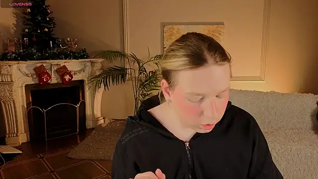 Jes Solar online show from December 2025 08:25:01 PM