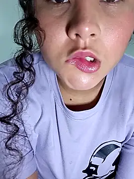 Snapshot of daika31 chatting on October 2025 12:00:02 AM daika31 online show from October 2025 12:00:02 AM