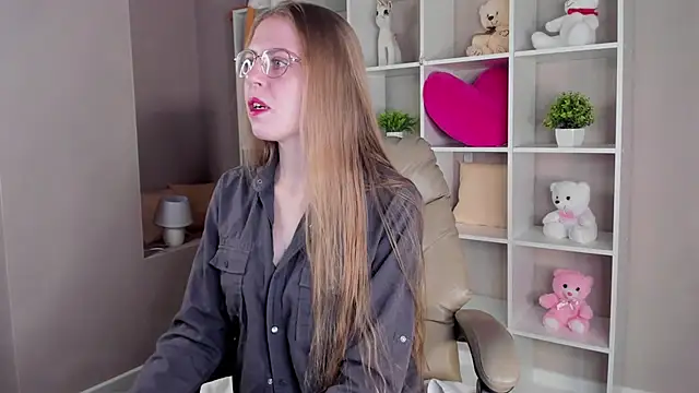 Joann Shermann online show from November 2025 01:16:02 AM