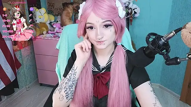 Manuela unicorn online show from March 2025 05:13:02 AM