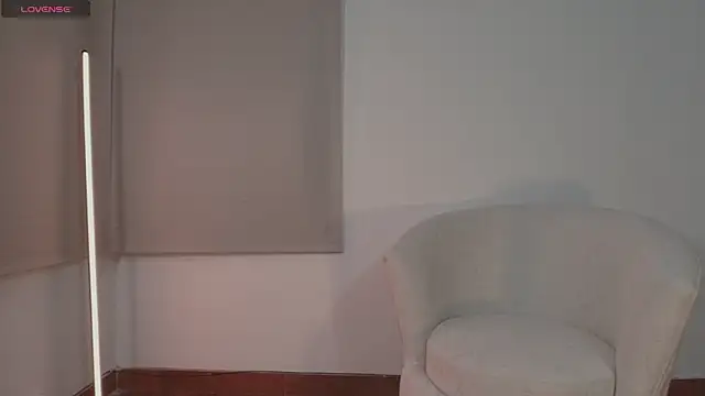 Snapshot of ariana_bae_ chatting on April 2026 12:25:02 AM ariana bae online show from April 2026 12:25:02 AM