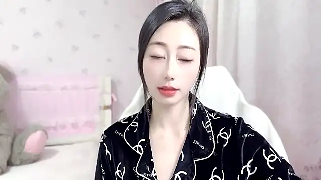 Snapshot of anjila888 chatting on October 2025 01:42:02 PM anjila888 online show from October 2025 01:42:02 PM