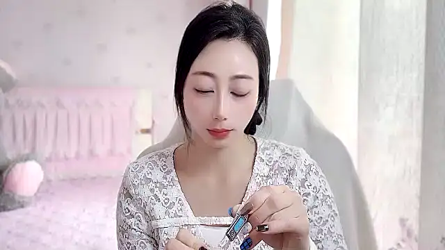 Snapshot of anjila888 chatting on November 2025 03:56:01 AM anjila888 online show from November 2025 03:56:01 AM