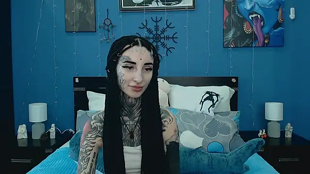 Velvetbat online show from April 2026 07:02:01 AM