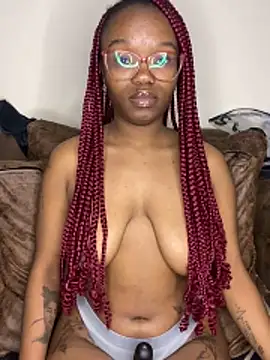 YummyMelanin117 online show from April 2026 05:30:01 PM