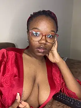 YummyMelanin117 online show from May 2026 10:29:01 PM