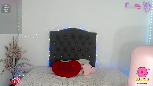 kitty girl   online show from September 2025 07:50:02 PM