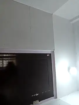 UAjit online show from March 2026 03:12:01 AM