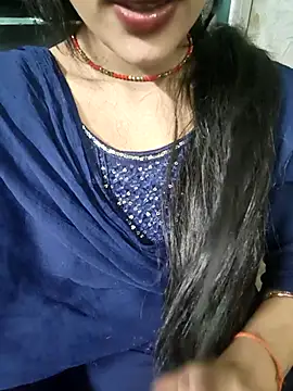 Snapshot of Eshwari_Chopra chatting on February 2026 05:02:02 PM Eshwari Chopra online show from February 2026 05:02:02 PM