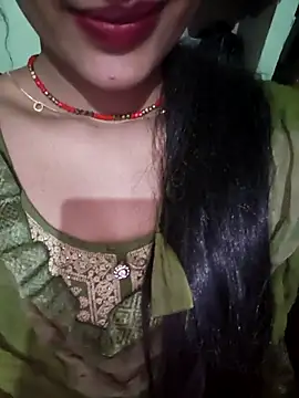 Snapshot of Eshwari_Chopra chatting on March 2026 03:47:01 AM Eshwari Chopra online show from March 2026 03:47:01 AM