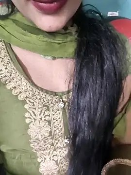 Snapshot of Eshwari_Chopra chatting on March 2026 05:29:02 PM Eshwari Chopra online show from March 2026 05:29:02 PM