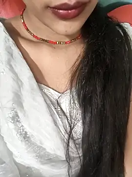 Snapshot of Eshwari_Chopra chatting on March 2026 04:43:01 PM Eshwari Chopra online show from March 2026 04:43:01 PM