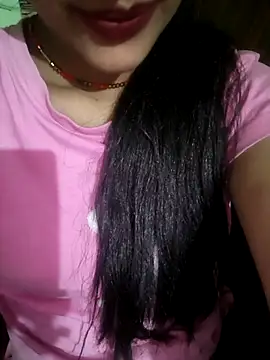 Snapshot of Eshwari_Chopra chatting on March 2026 03:39:02 PM Eshwari Chopra online show from March 2026 03:39:02 PM