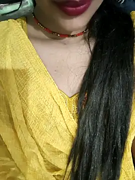 Snapshot of Eshwari_Chopra chatting on March 2026 04:18:01 AM Eshwari Chopra online show from March 2026 04:18:01 AM