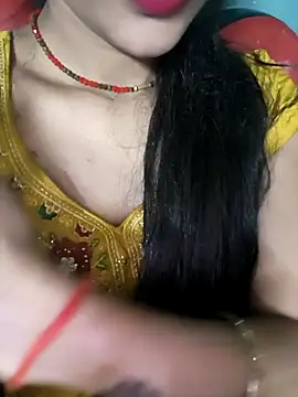Snapshot of Eshwari_Chopra chatting on April 2026 04:48:02 PM Eshwari Chopra online show from April 2026 04:48:02 PM