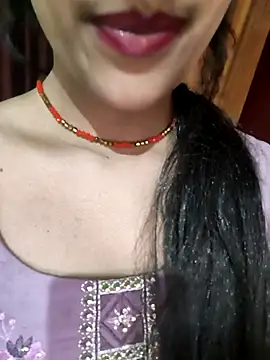 Snapshot of Eshwari_Chopra chatting on April 2026 05:30:01 AM Eshwari Chopra online show from April 2026 05:30:01 AM