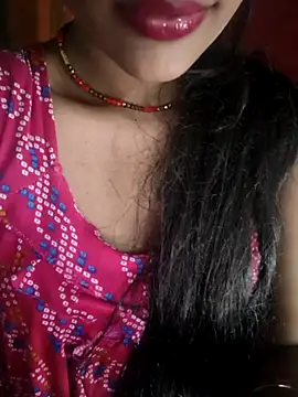 Snapshot of Eshwari_Chopra chatting on April 2026 05:51:02 AM Eshwari Chopra online show from April 2026 05:51:02 AM