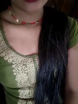 Snapshot of Eshwari_Chopra chatting on April 2026 08:20:02 AM Eshwari Chopra online show from April 2026 08:20:02 AM