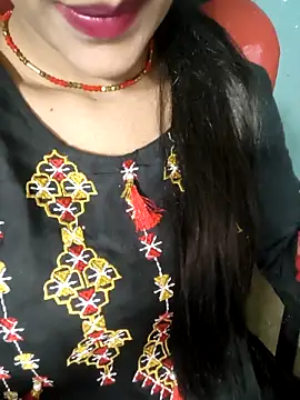Snapshot of Eshwari_Chopra chatting on April 2026 12:52:02 PM Eshwari Chopra online show from April 2026 12:52:02 PM