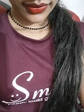 Snapshot of Eshwari_Chopra chatting on June 2026 10:01:01 AM Eshwari Chopra online show from June 2026 10:01:01 AM