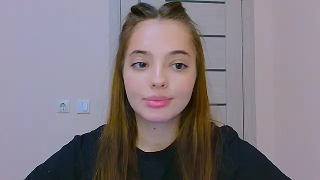 MelanieAlves online show from September 2025 05:14:02 PM