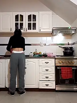 Camilitah online show from September 2025 03:24:02 PM