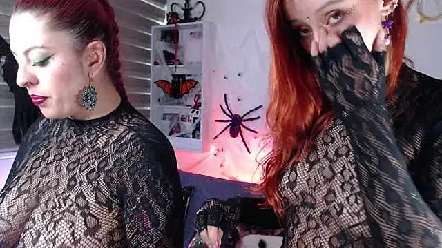 Snapshot of Lexxi_hot chatting on October 2025 07:14:01 PM Lexxi hot online show from October 2025 07:14:01 PM