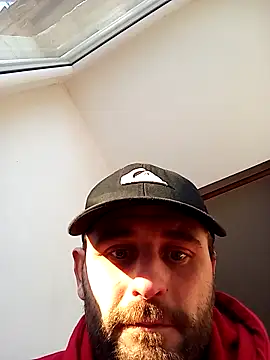 Dokonaly online show from November 2025 01:58:01 PM