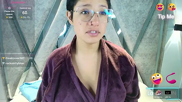 Elaine87  online show from November 2025 09:42:02 AM