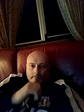 Alexis Bull online show from February 2026 11:45:01 PM