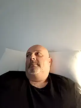 Alexis Bull online show from April 2026 11:49:02 PM