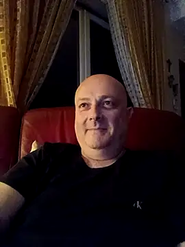 Alexis Bull online show from April 2026 10:23:02 PM