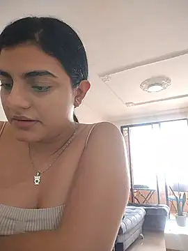 carlafox05 online show from February 2026 05:16:02 PM