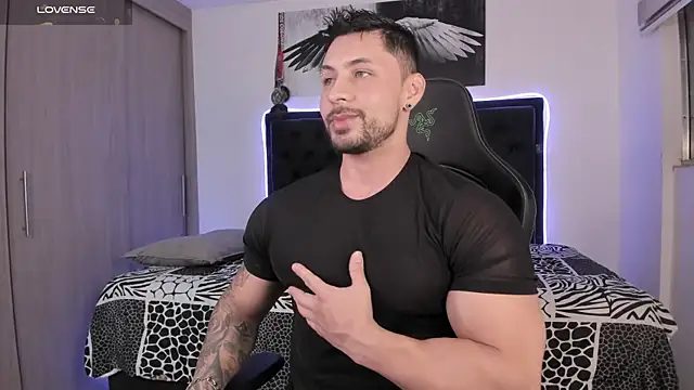 santi aesthetic online show from May 2026 02:19:01 AM
