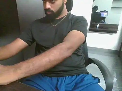 lovelyakash69 online show from October 2025 04:02:02 AM