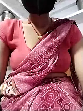 Snapshot of Soniy-Maax chatting on September 2025 07:09:02 AM Soniy-Maax online show from September 2025 07:09:02 AM