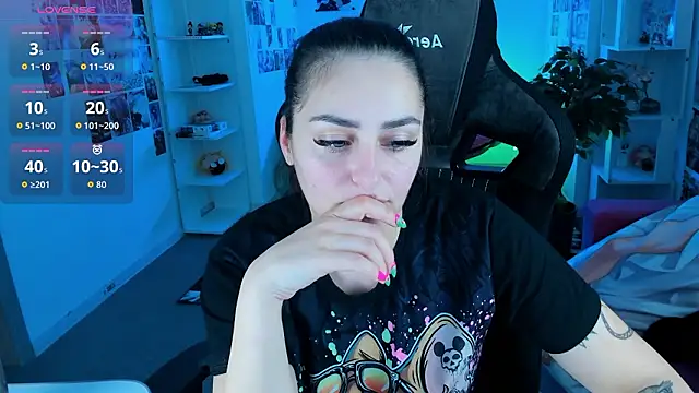 ValeriiMills online show from March 2026 10:04:02 PM