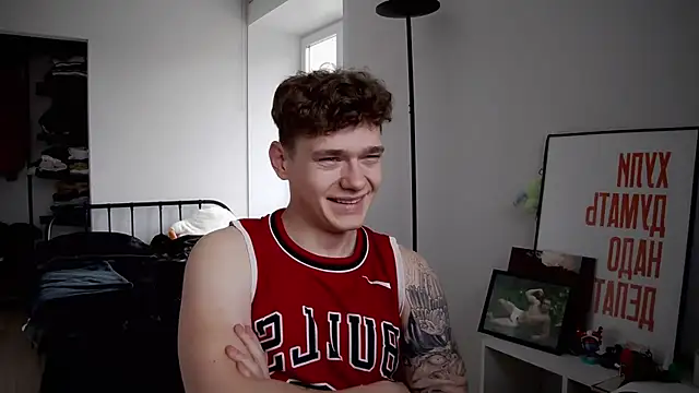 Snapshot of DanyDavis chatting on September 2025 07:23:01 AM DanyDavis online show from September 2025 07:23:01 AM