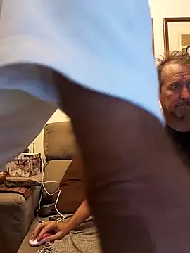 Snapshot of CasalcwBR chatting on April 2026 10:58:01 PM CasalcwBR online show from April 2026 10:58:01 PM