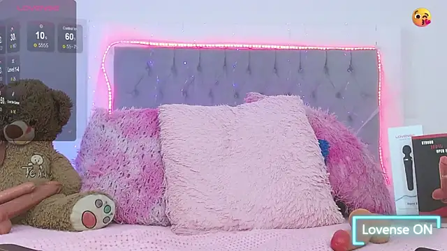 Snapshot of Rihanna_Flex chatting on September 2025 07:36:01 PM Rihanna Flex online show from September 2025 07:36:01 PM