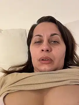 Claudia hotxxx online show from October 2025 06:20:01 PM