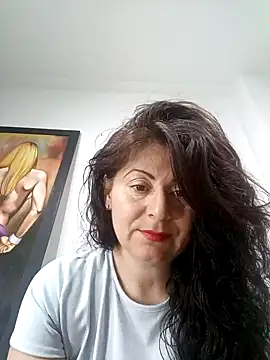 lunadicty online show from January 2025 12:46:02 AM