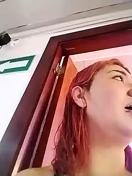 Snapshot of Cerecitaa02_ chatting on November 2025 12:05:02 PM Cerecitaa02 online show from November 2025 12:05:02 PM