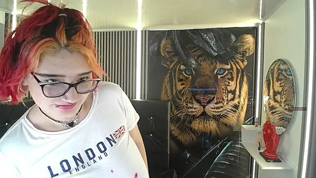 Cerecitaa02  online show from May 2026 11:29:01 AM