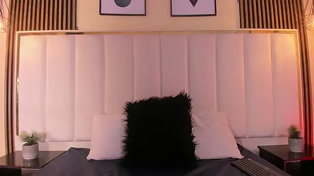 AmmberJones online show from March 2025 03:33:02 AM