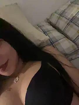 Snapshot of QueenLujaine chatting on October 2025 02:29:02 PM QueenLujaine online show from October 2025 02:29:02 PM