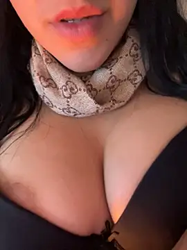 Snapshot of QueenLujaine chatting on February 2026 02:36:01 PM QueenLujaine online show from February 2026 02:36:01 PM